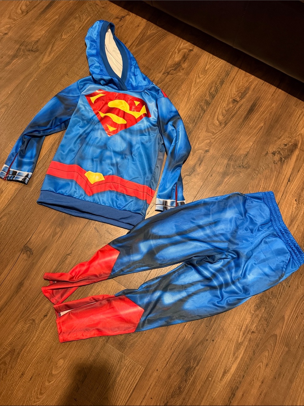 Superman Hoodie Costume Set (Medium)